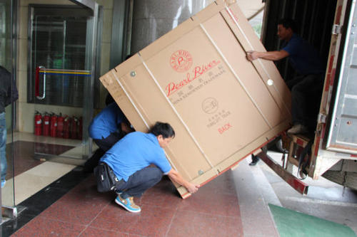 邗江钢琴贵重工艺品无忧运